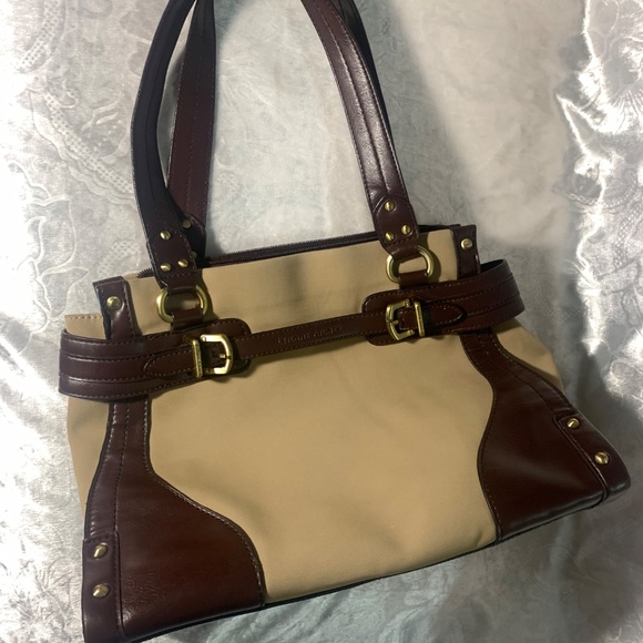 ETIENNE AIGNER Elegant Brown Shoulder Bag - Perfect Condition, Great Deal! - Picture 13 of 16